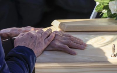 Crans-Montana: les conseils d’une thanatologue pour le deuil